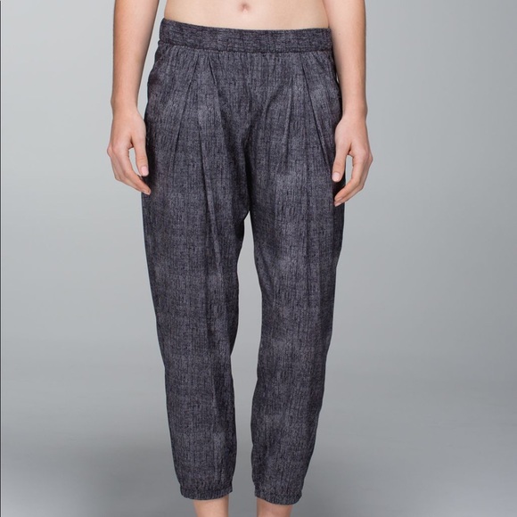lululemon athletica Pants - Lululemon Rollin' With My Omies Pant